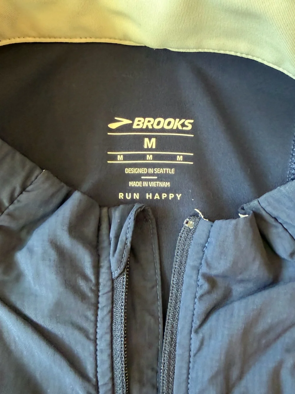 Brooks Running Navy Quilted insulated Vest with White Trim
